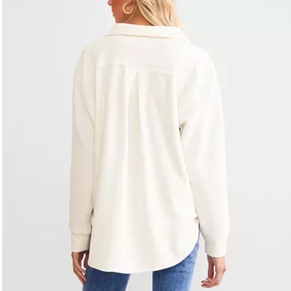 NWT BKE (Buckle) Fleece Boyfriend Shacket Off White (Size M) - Picture 3 of 7